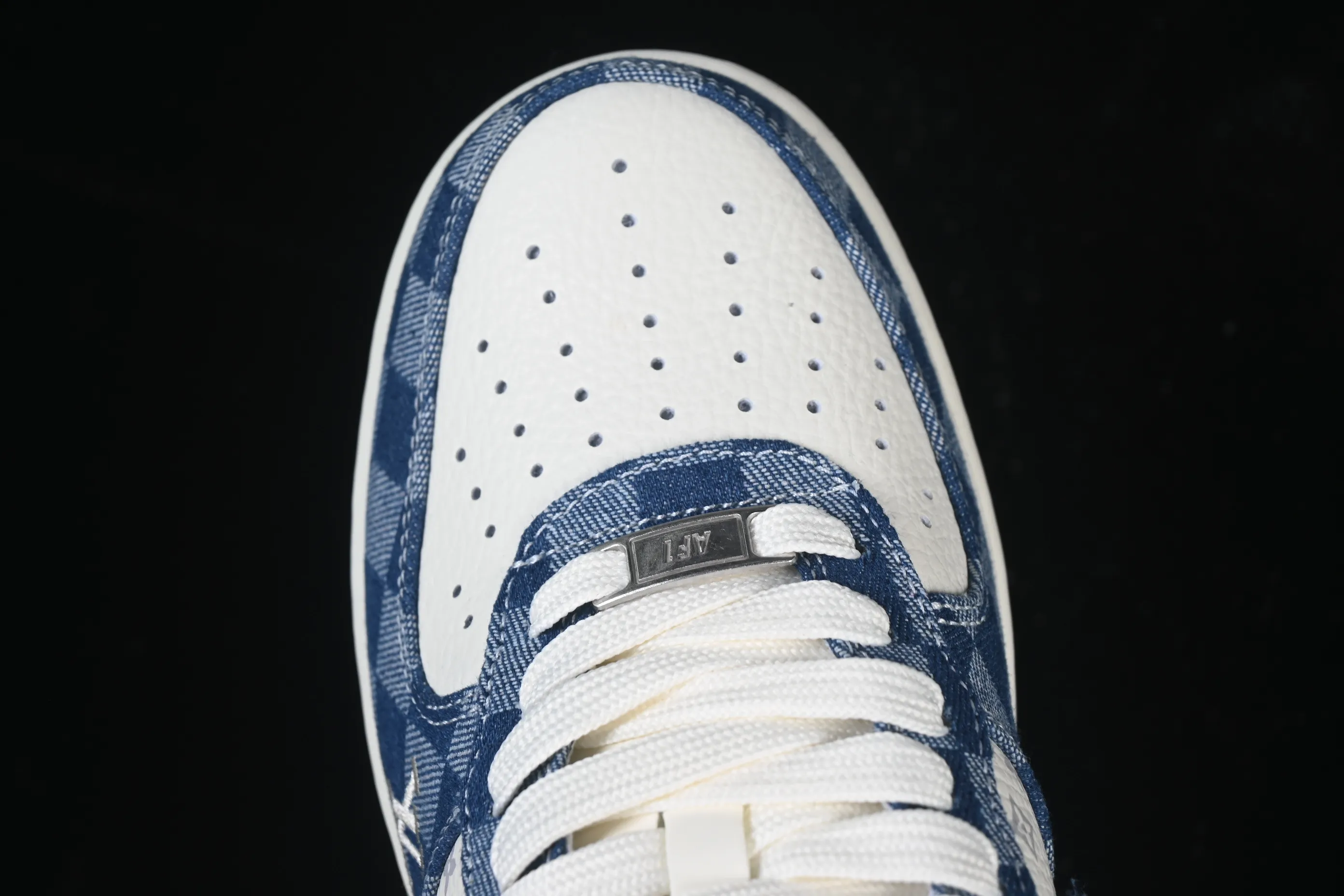 All categories Nk Air Force 1 Air Force series Nk Air Force 1 Low Air Force low-top Nike Air Force 1'07 Low joint white navy blue Air Force 1 low-top casual sneakers YF9511-816